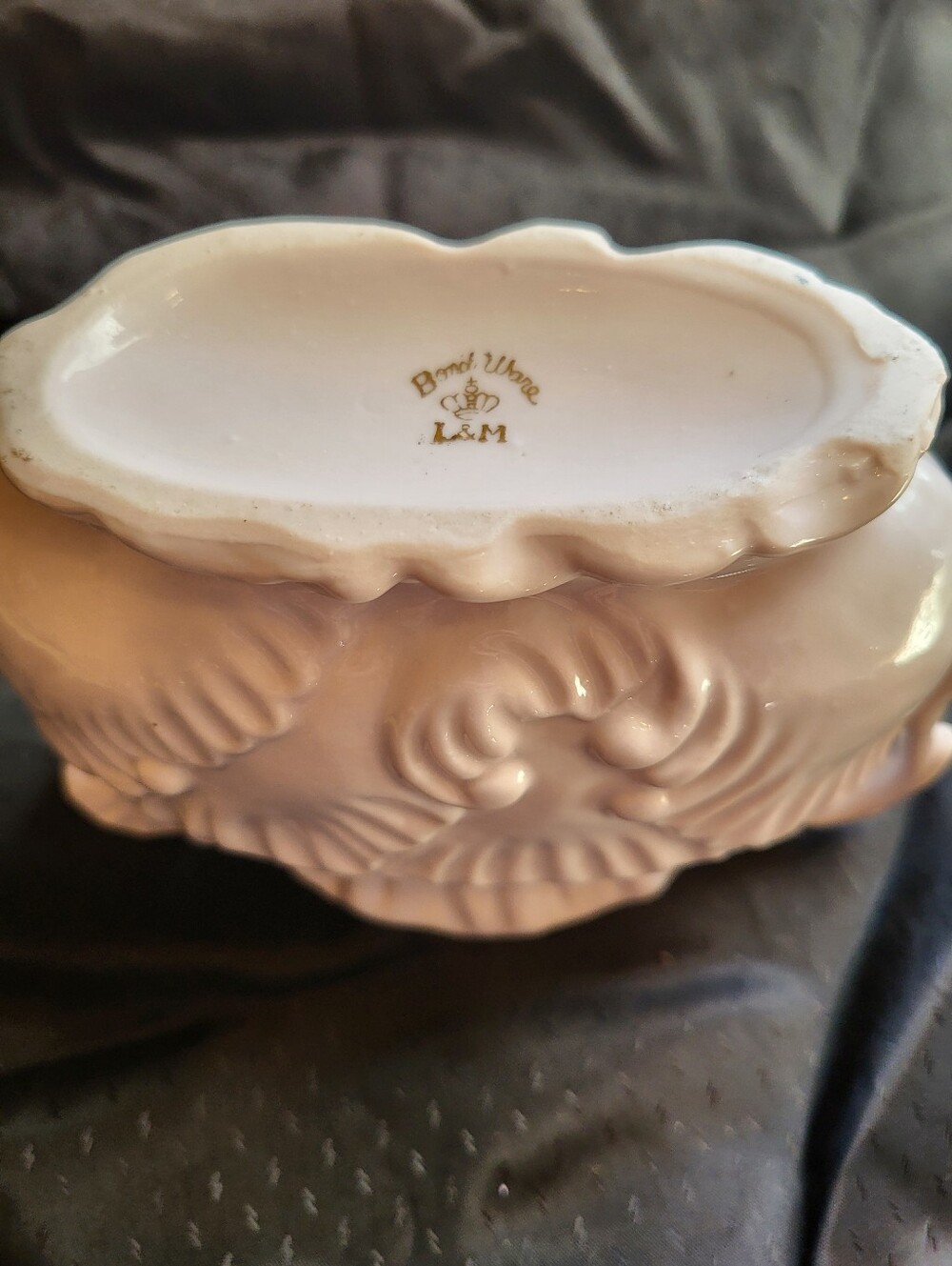 L and M Bondware 4.5 X 6.5 In. Vintage-Style Pink Ceramic Floral Decorative Vase - Picture 8 of 13